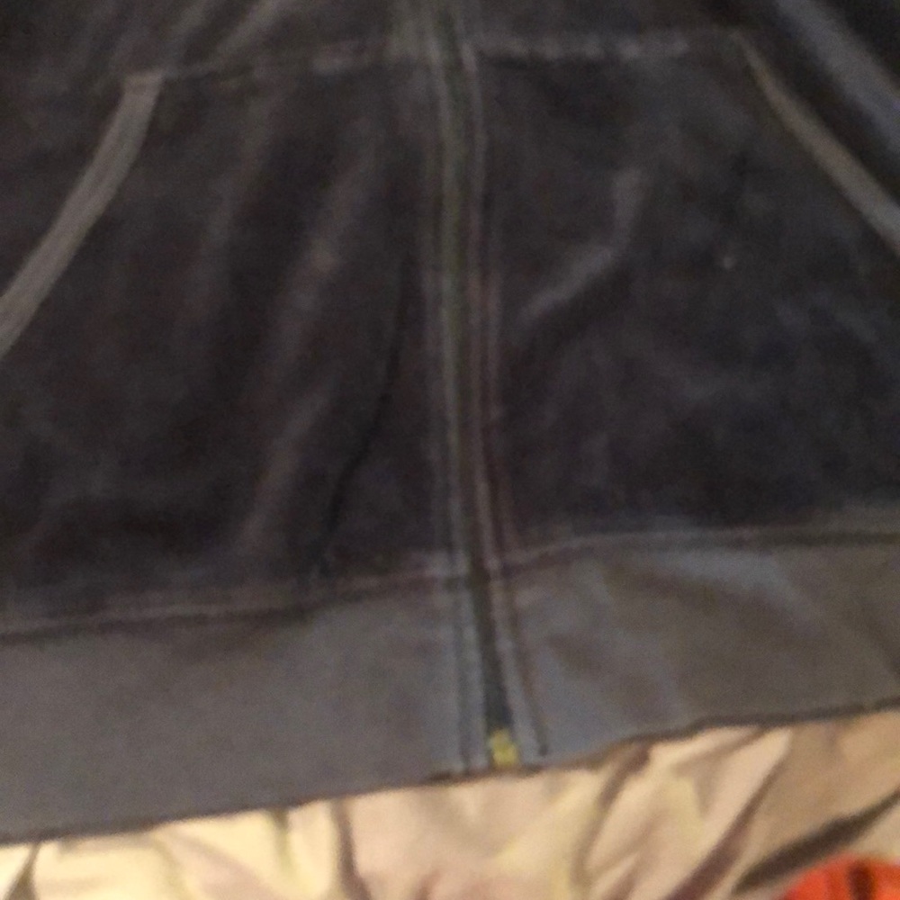 Juicy couture hoodie - Picture 3 of 5